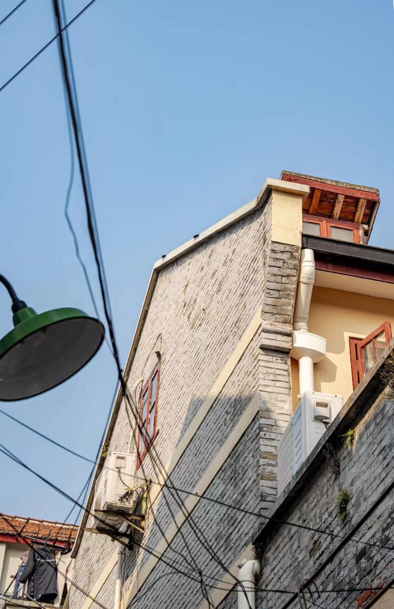 Downtown Blossom B&b- Yongkang Road Проживание в семье Шанхай