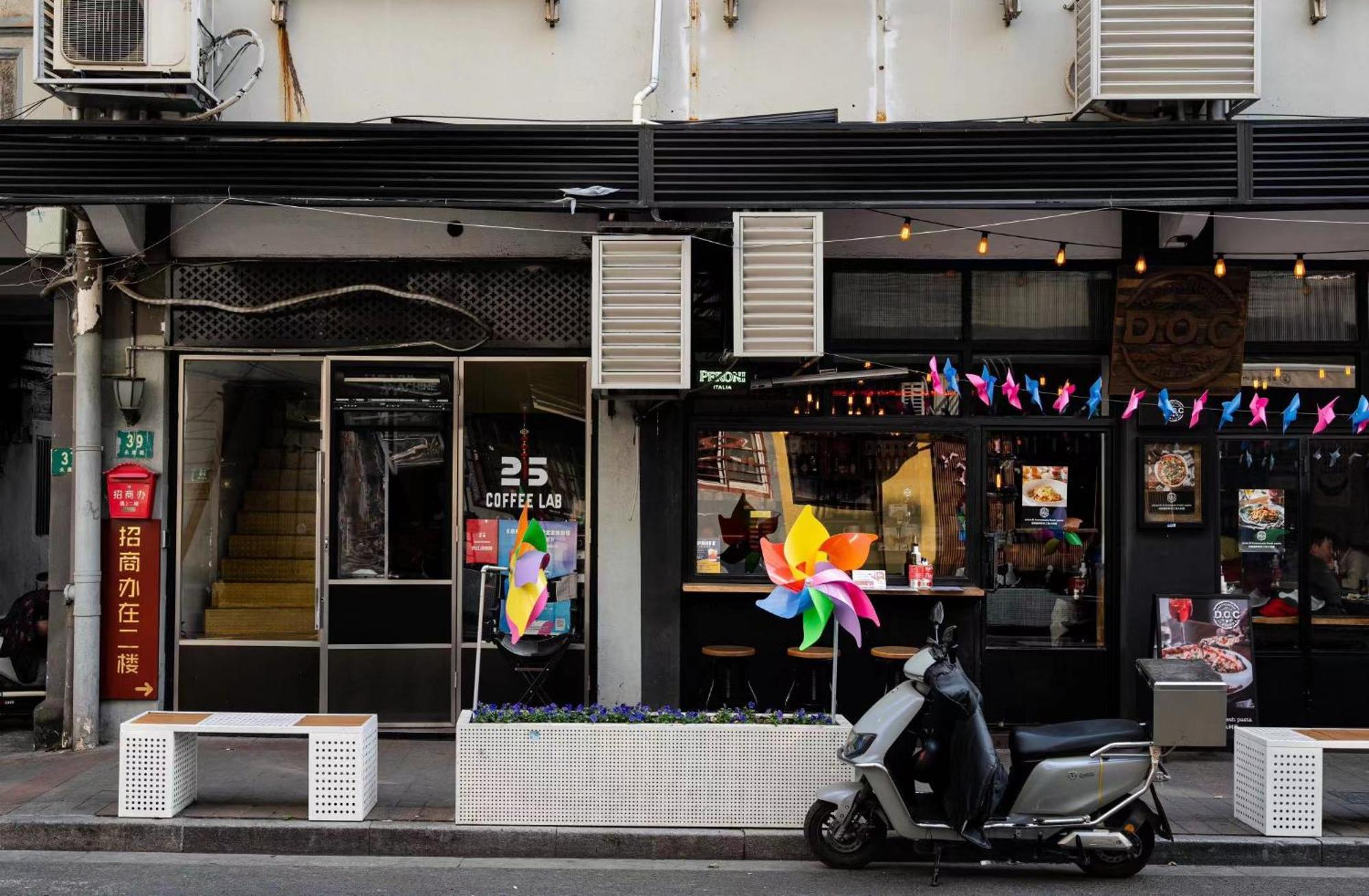 Проживание в семье Downtown Blossom B&b- Yongkang Road
