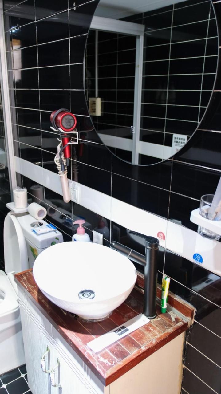 Проживание в семье Downtown Blossom B&b- Yongkang Road Шанхай